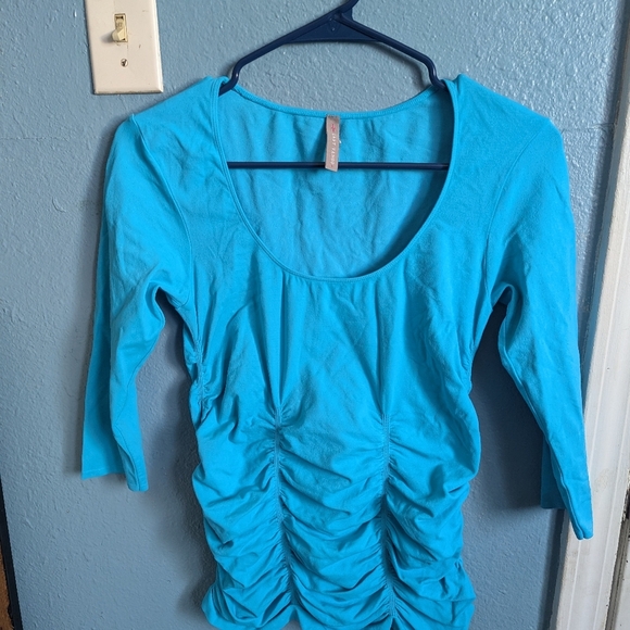 Las Tango Blue Women's Top - Picture 2 of 7